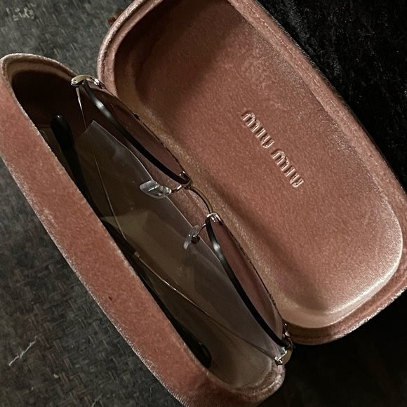 MIU MIU SUNGLASSES - Picture 3 of 15